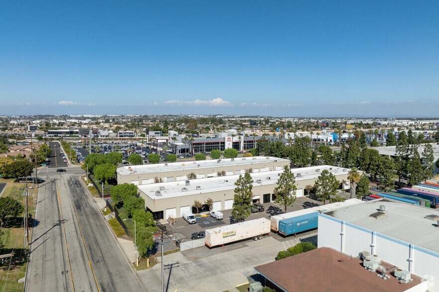 1330 E 223rd St, Carson, CA à louer - Aérien – Image 2 sur 5