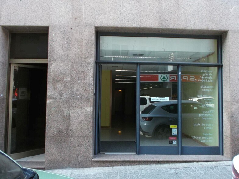 Immeuble residentiel dans Manresa, Barcelona à vendre - Photo de l’immeuble – Image 1 sur 23