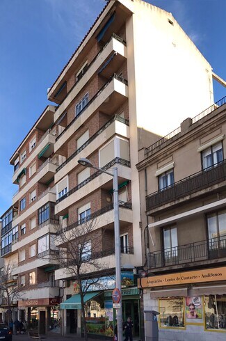 Plus de détails pour Calle Miraflores, 6, Segovia - Logement à vendre
