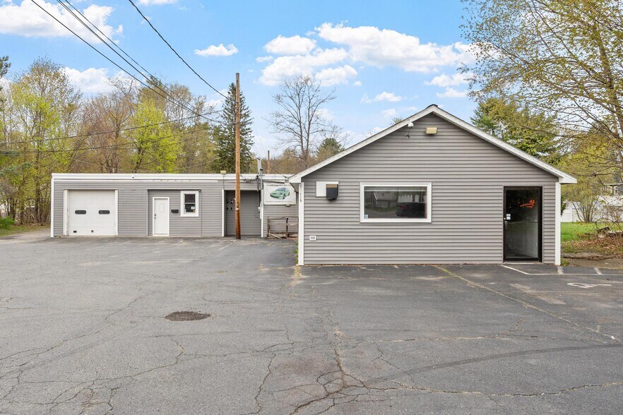181 Main St. Unit B St, Orange, MA à louer - Photo de l’immeuble – Image 2 sur 13