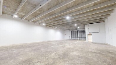 5551-5595 NW 72nd Ave, Miami, FL à louer Photo intérieure– Image 1 sur 1