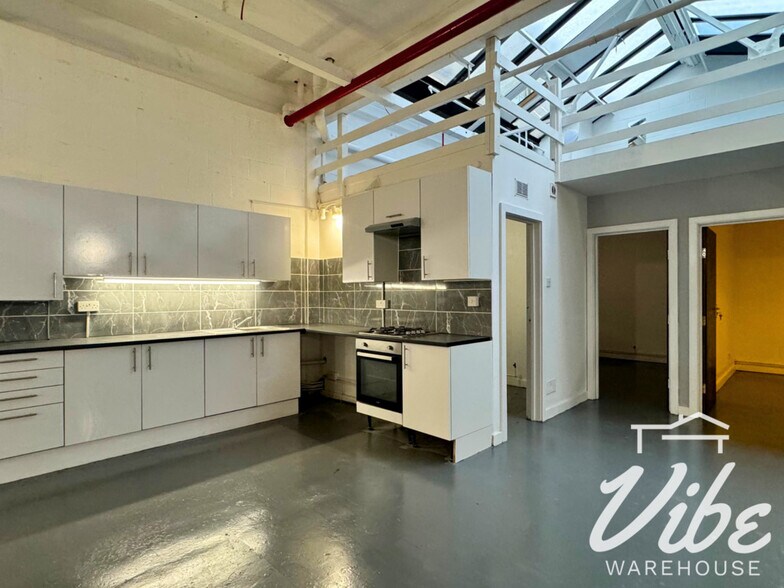 5 Fountayne Rd, Londres à louer - Photo de l’immeuble – Image 3 sur 6