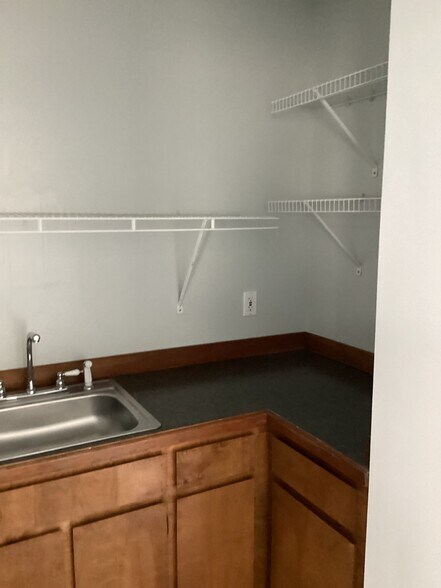 1573 Folly Rd, Charleston, SC à louer - Photo de l’immeuble – Image 3 sur 6