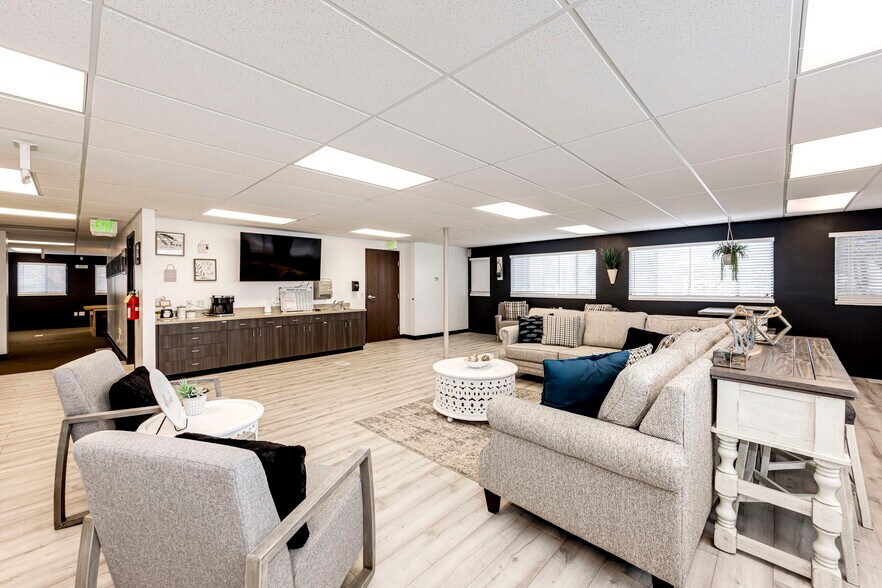 8585 Huron St, Denver, CO à vendre - Photo intérieure – Image 3 sur 8