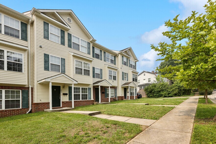 437-445 Kenneth Sq, Baltimore, MD à vendre - Photo de l’immeuble – Image 2 sur 40