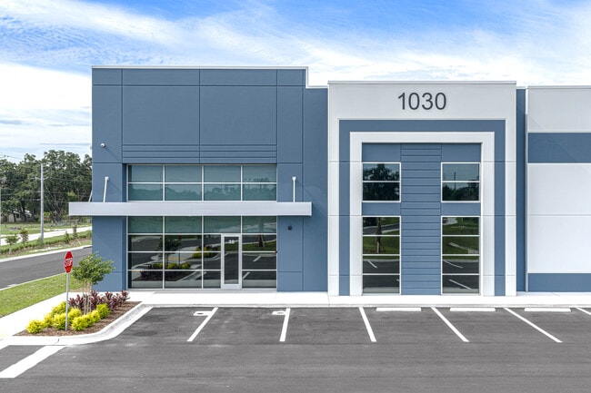 Plus de détails pour Pace Rd, Auburndale, FL - Industriel/Logistique à louer