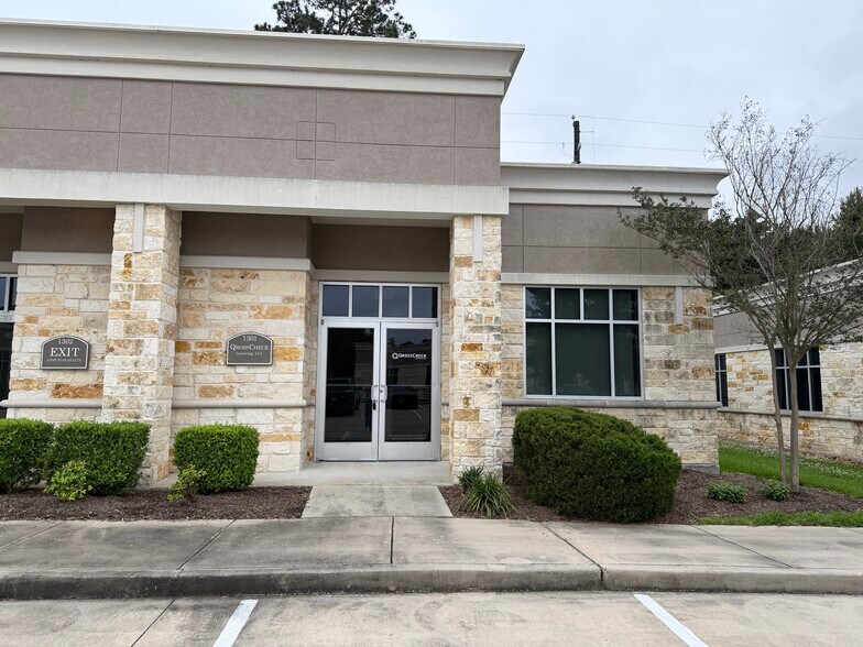 2219 Sawdust Rd, The Woodlands, TX à vendre - Photo de l’immeuble – Image 1 sur 102