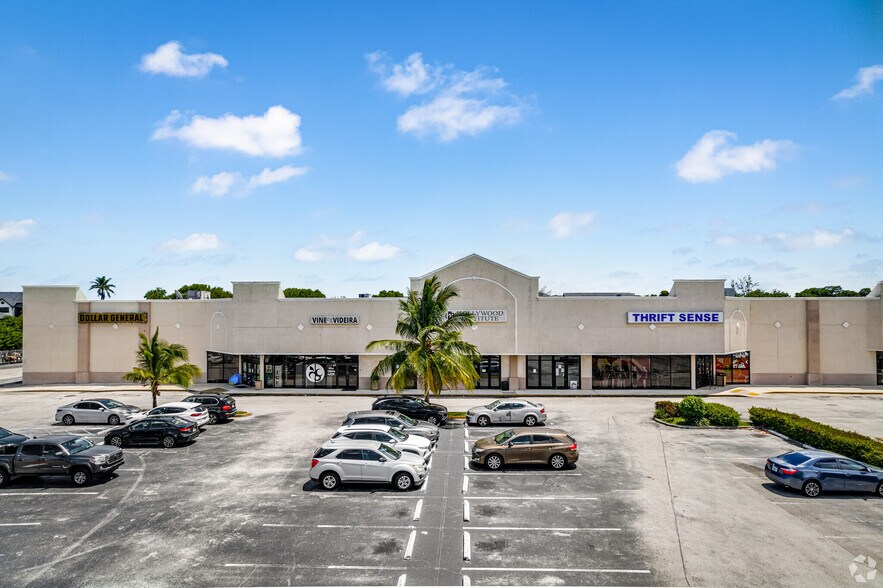 5000-5230 Coconut Creek Pky, Margate, FL à louer - Photo de l’immeuble – Image 3 sur 6