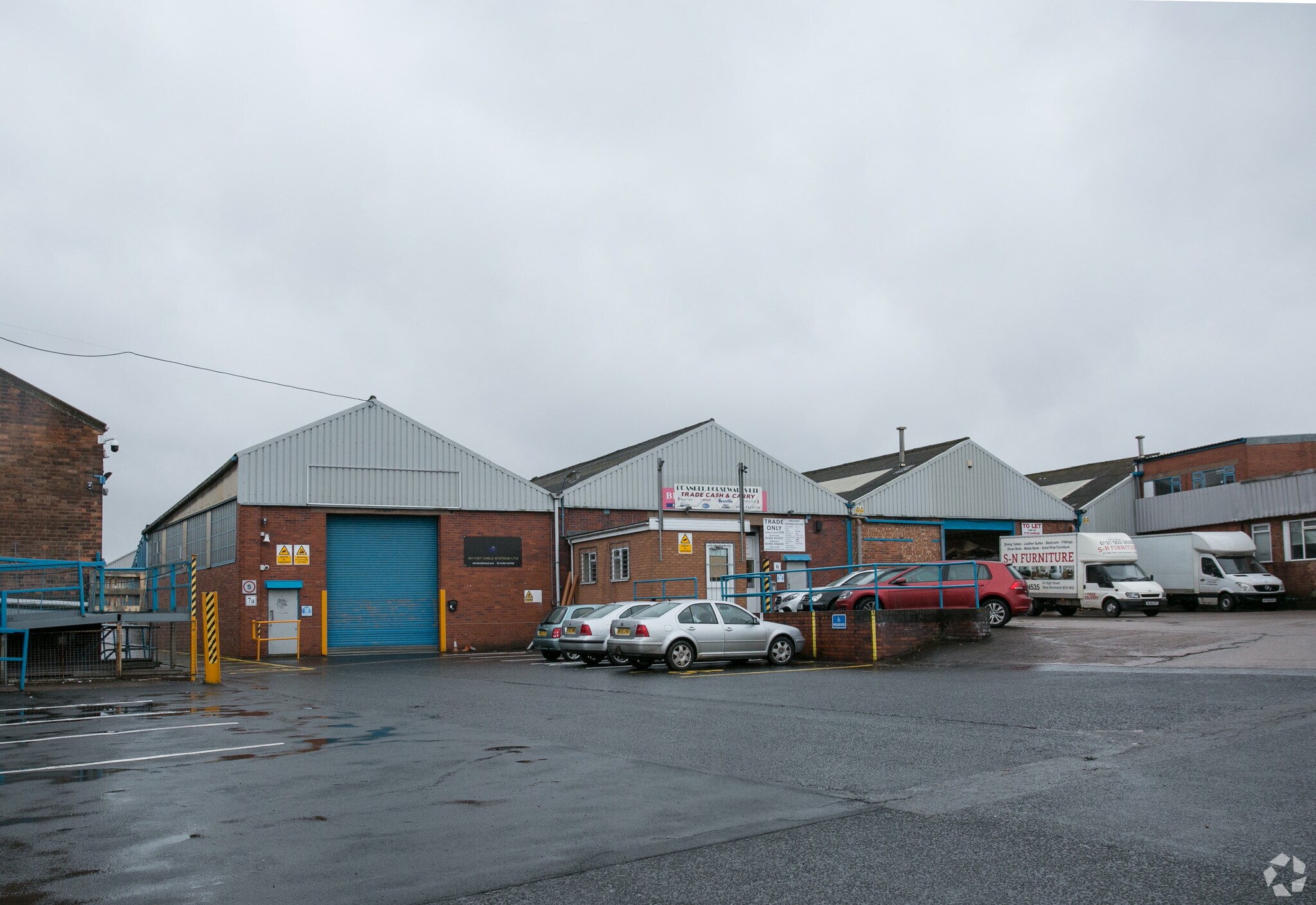 Units 4-7 Delta Trading Est, Bilston Rd, Wolverhampton à louer Photo de l’immeuble– Image 1 sur 5