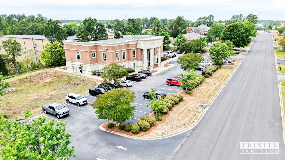 140 Wildewood Park Dr, Columbia, SC à louer - Photo de l’immeuble – Image 2 sur 7