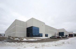 Plus de détails pour 180 Biscayne Cres, Brampton, ON - Industriel/Logistique à louer