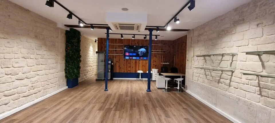 Local commercial dans Paris à louer - Photo intérieure – Image 2 sur 4