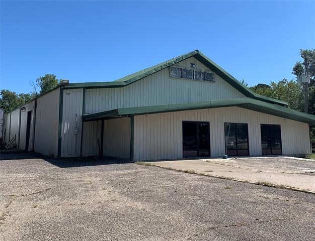 713 N 2nd St, Stilwell, OK à vendre - Photo de l’immeuble – Image 2 sur 28