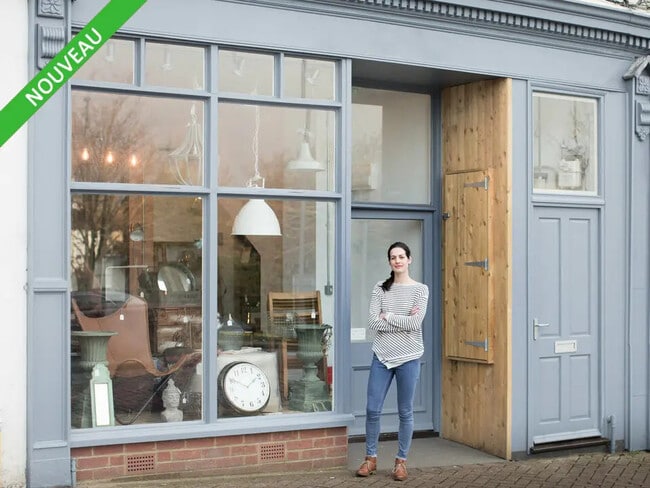 Plus de détails pour Local commercial à louer