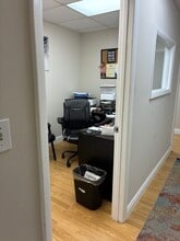 12955 Biscayne Blvd, North Miami, FL à louer Photo intérieure– Image 2 sur 6