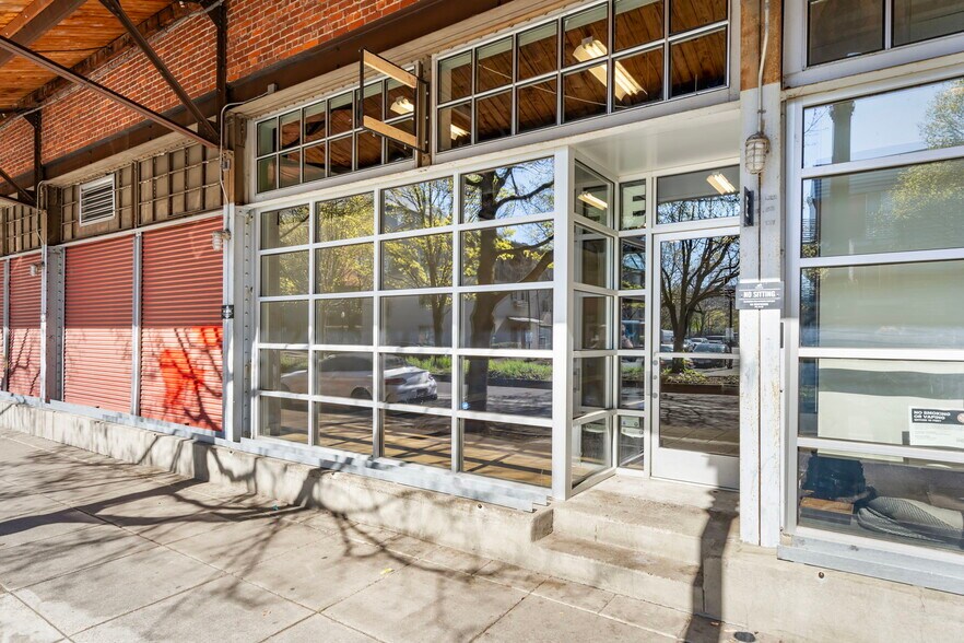 600 NW Naito Pkwy, Portland, OR à vendre - Photo de l’immeuble – Image 3 sur 26