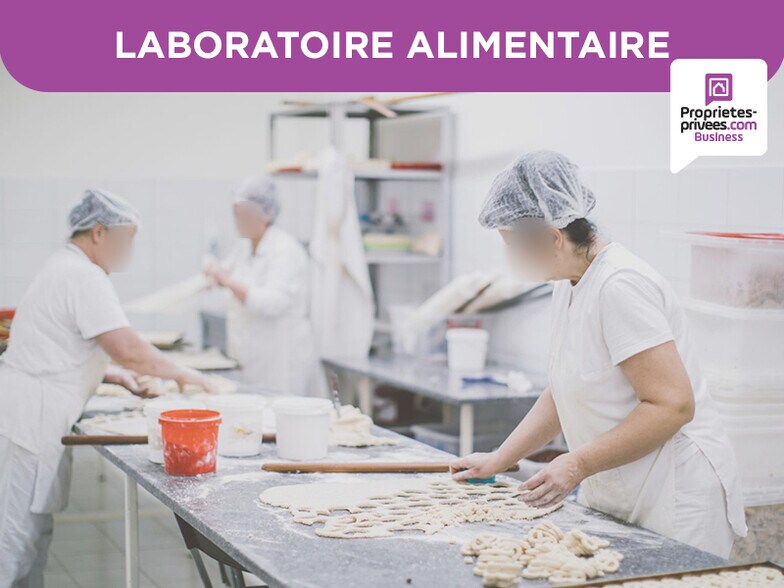 Local d'activités dans Millau à vendre - Photo de l’immeuble – Image 2 sur 4