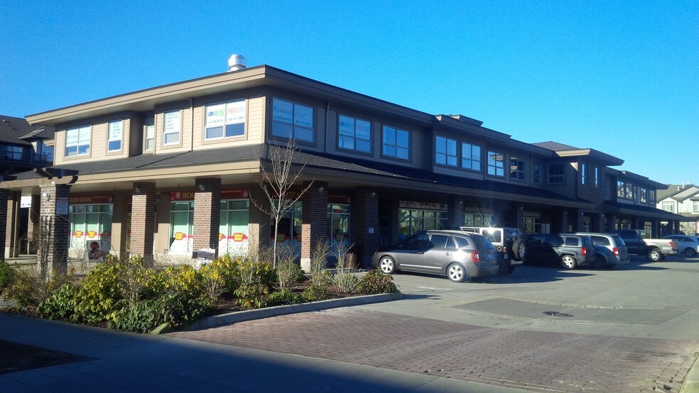6820 188th St, Surrey, BC à louer - Photo de l’immeuble – Image 1 sur 8