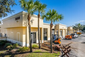 Plus de détails pour 3888 Mannix Dr, Naples, FL - Local d'activités à louer