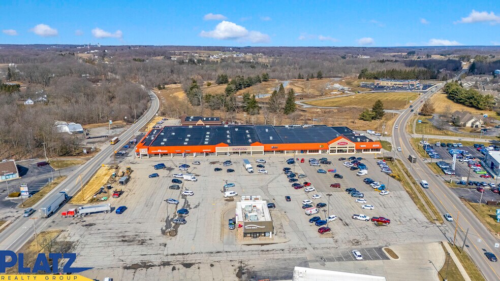 1107-1119 Village Plz, Columbiana, OH à louer - Photo de l’immeuble – Image 1 sur 6