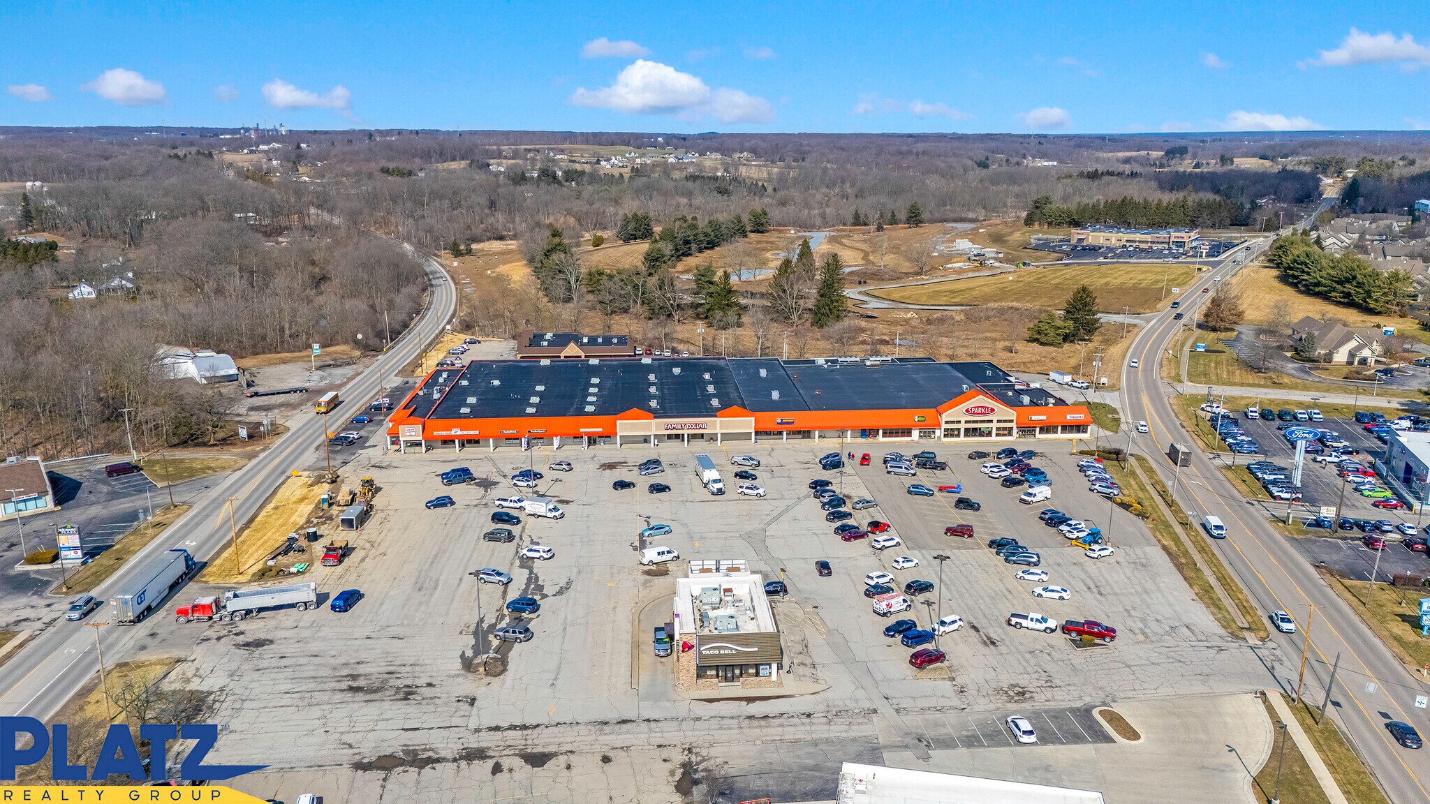 1107-1119 Village Plz, Columbiana, OH à louer Photo de l’immeuble– Image 1 sur 7