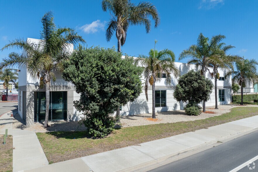 707-709 E Hueneme Rd, Oxnard, CA à vendre - Photo de l’immeuble – Image 3 sur 21