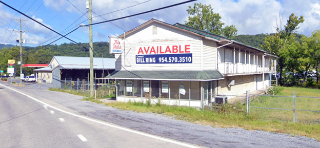 42765 Midland Trl E, White Sulphur Springs, WV à louer Photo de l’immeuble– Image 1 sur 2