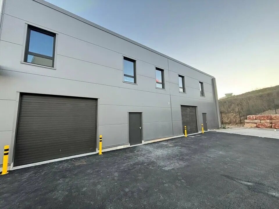 Local d’activités dans Grabels à louer Photo de l’immeuble– Image 1 sur 3