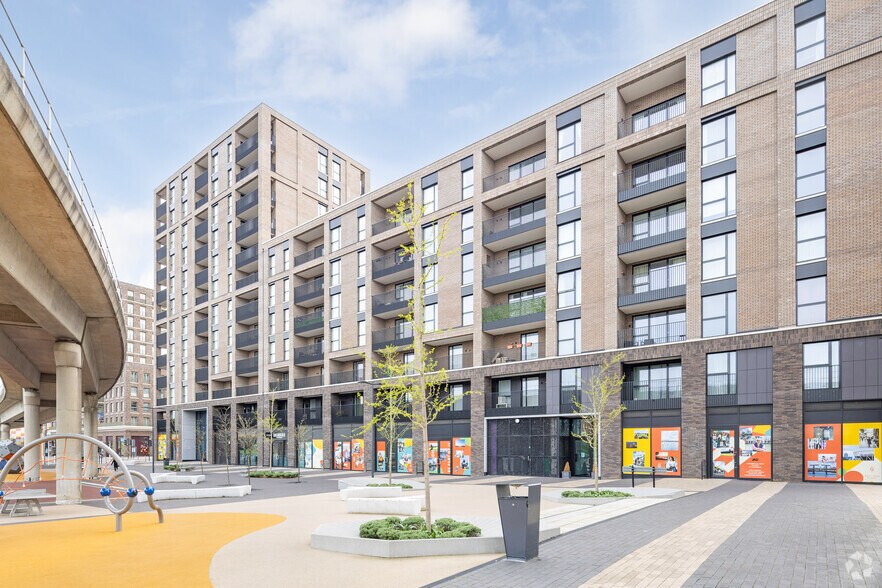 Gallions Rd, Londres à louer - Photo de l’immeuble – Image 2 sur 3