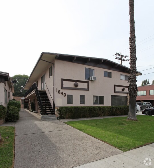 1640 Lake St, Glendale, CA à vendre - Photo de l’immeuble – Image 2 sur 9