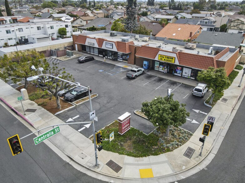 20942-20948 Bloomfield Ave, Lakewood, CA à vendre - Photo de l’immeuble – Image 1 sur 10