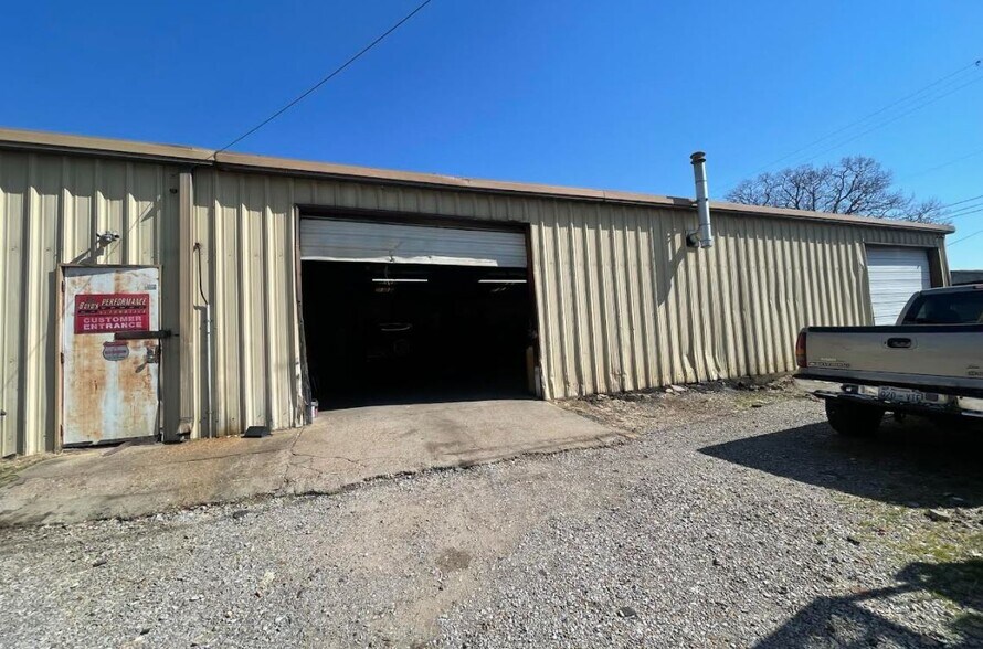 3230 Linda, Memphis, TN à vendre - Photo de l’immeuble – Image 2 sur 12
