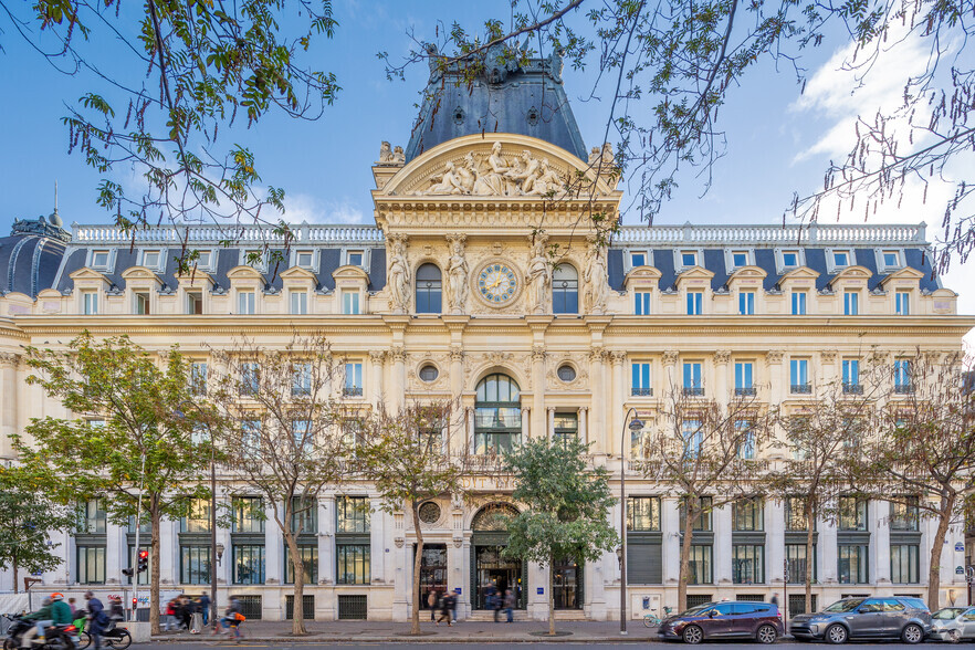 16-18 Rue Du Quatre Septembre, Paris à louer - Photo de l’immeuble – Image 2 sur 16