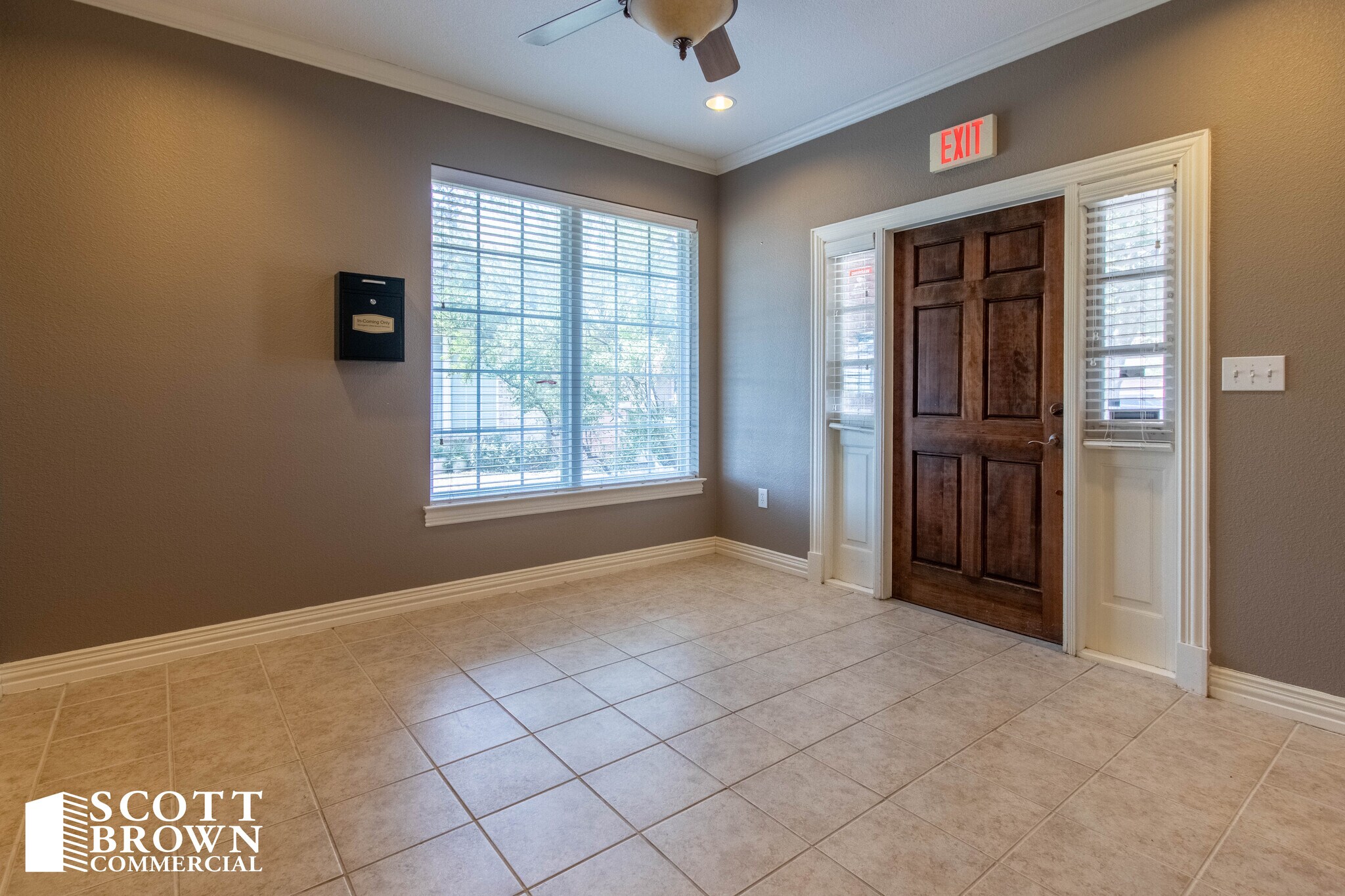 860 Hebron Pky, Lewisville, TX à louer Photo intérieure– Image 1 sur 10