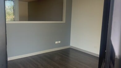 12301 N Grant St, Thornton, CO à louer - Vidéo sur l’annonce professionnelle 