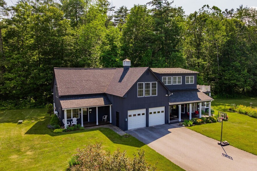 85 Limerick Ln, Arlington, VT à vendre - Photo principale – Image 1 sur 1