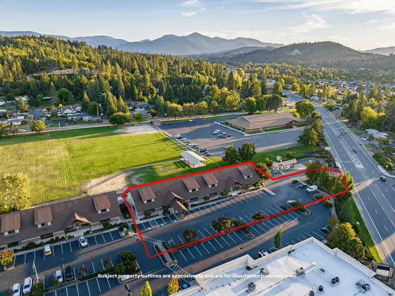 1879 Williams Hwy, Grants Pass, OR à vendre - Photo de l’immeuble – Image 2 sur 68