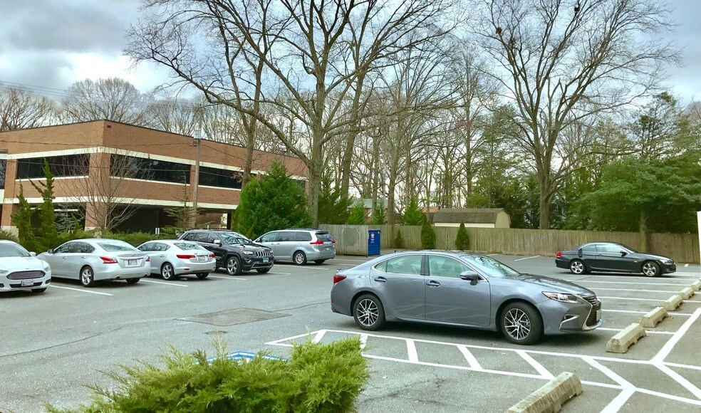 517 Benfield Rd, Severna Park, MD à louer - Photo de l’immeuble – Image 3 sur 4