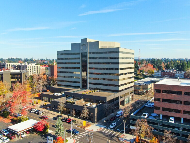 805 Broadway St, Vancouver, WA à louer - Photo de l’immeuble – Image 1 sur 7