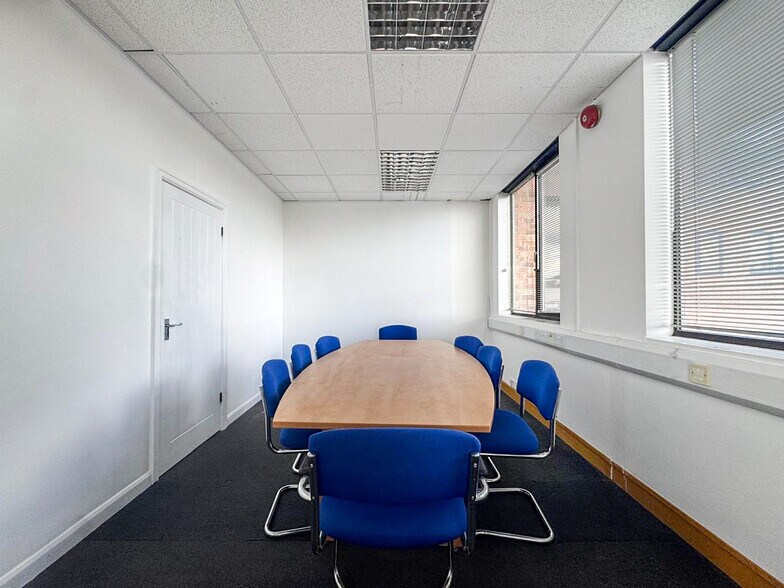 268 A Chase Rd, Londres à louer - Photo intérieure – Image 2 sur 17