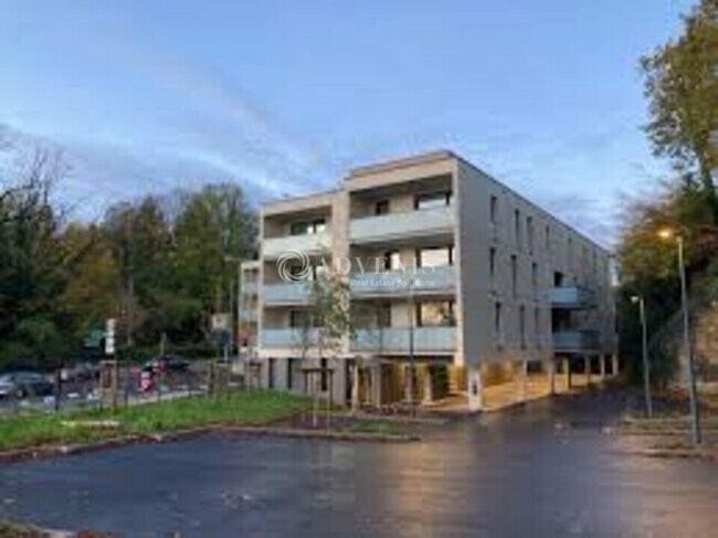 Plus de détails pour Local commercial à vendre