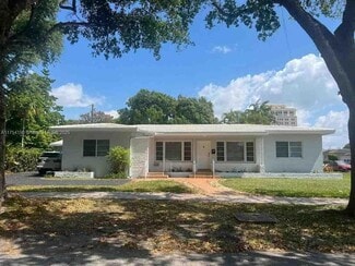 Plus de détails pour 401 Malaga Ave, Coral Gables, FL - Logement à vendre