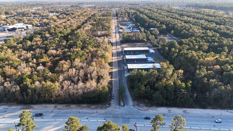 18922 Caspian Dr, Humble, TX à louer - Photo de l’immeuble – Image 3 sur 4