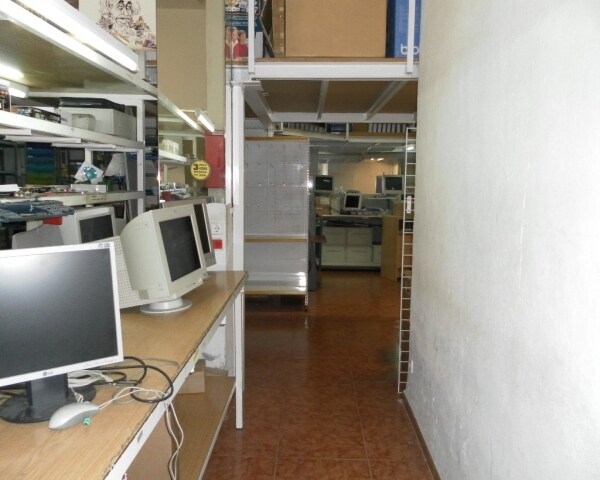 Local commercial dans Córdoba, Córdoba à louer - Photo de l’immeuble – Image 3 sur 6