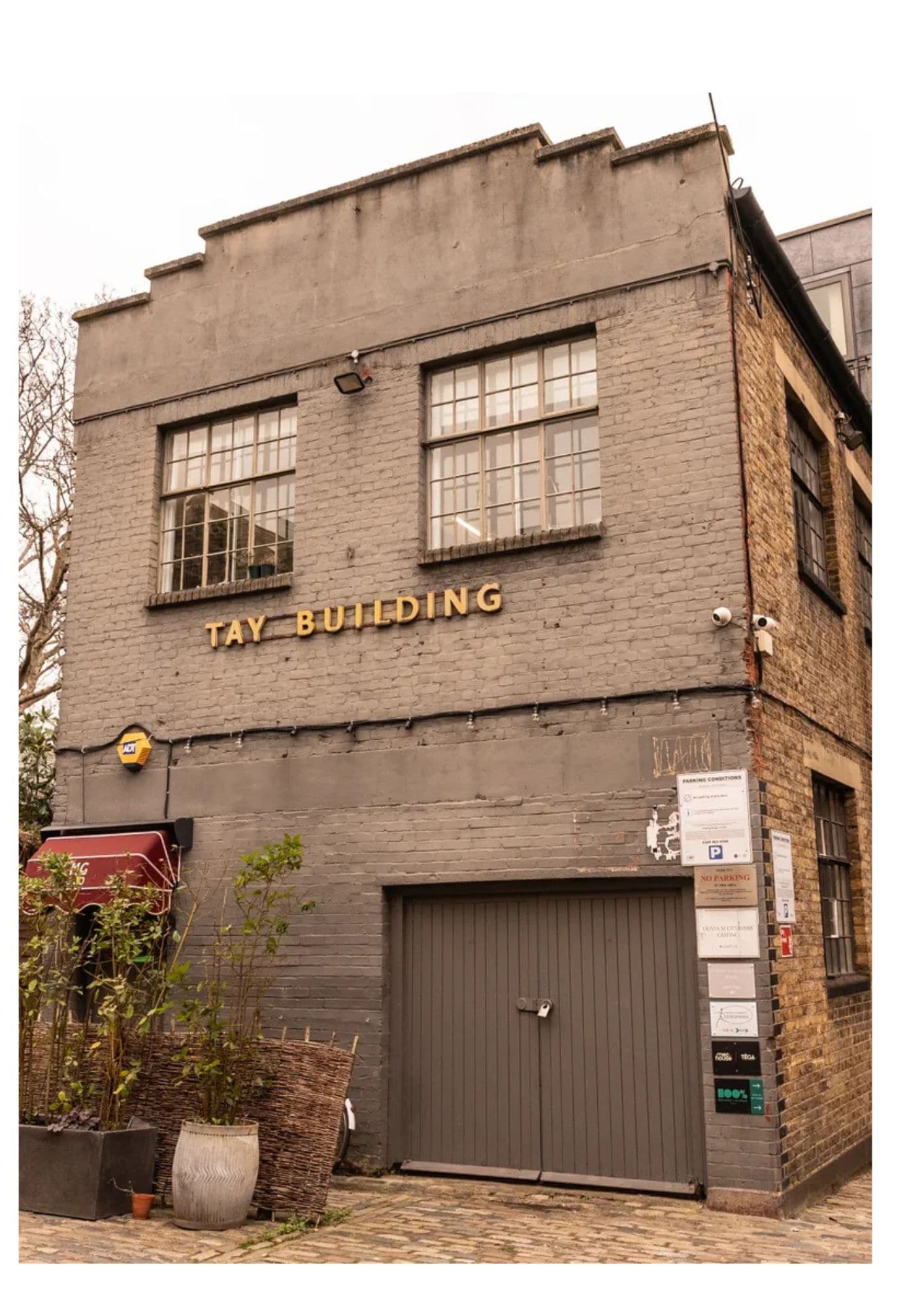 2A-2B Wrentham Ave, Londres à louer Photo principale– Image 1 sur 3