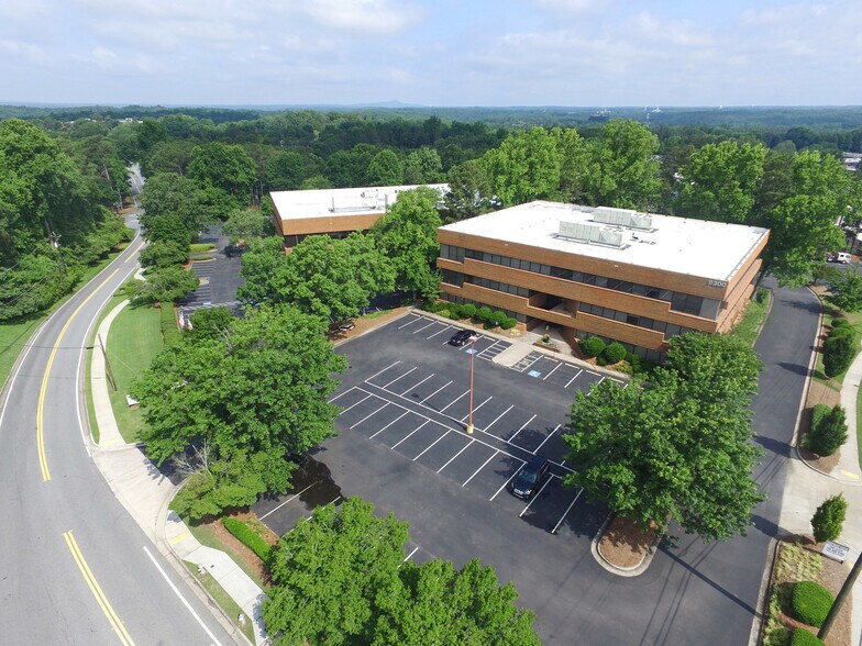 8300 Dunwoody Pl, Atlanta, GA à louer - Photo de l’immeuble – Image 2 sur 6