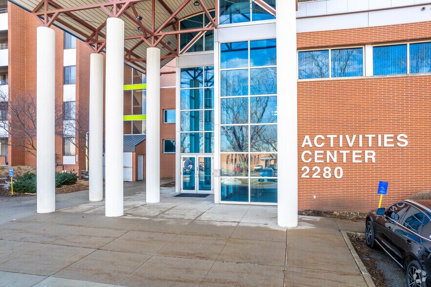 2280 Bell Ave, Des Moines, IA à louer - Photo de l’immeuble – Image 2 sur 4