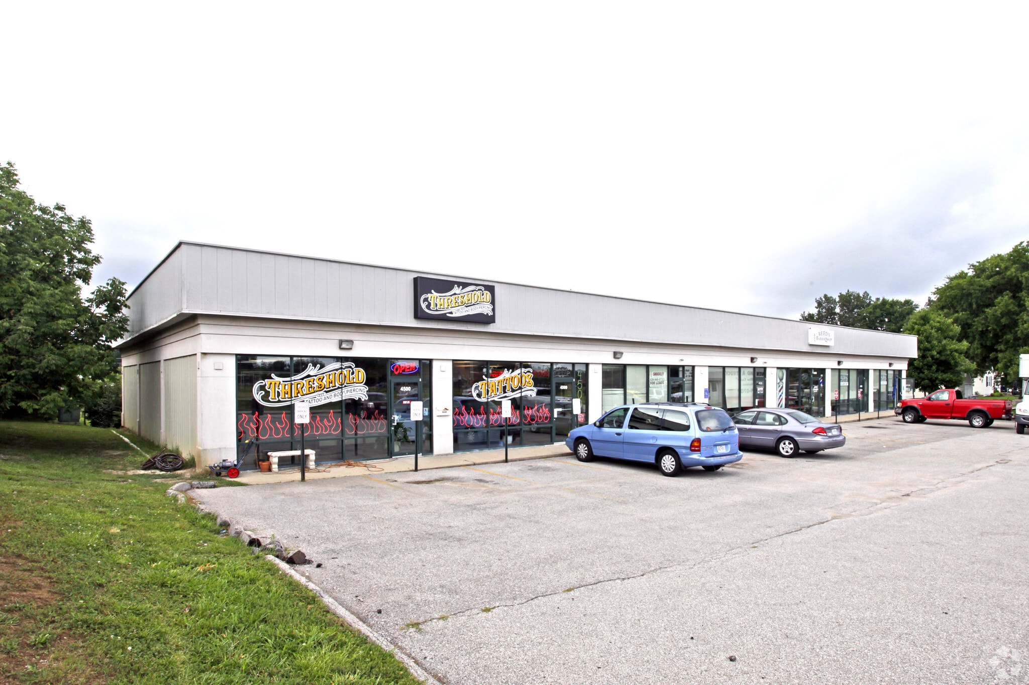 4500-4520 Central School Rd, Saint Charles, MO à louer Photo principale– Image 1 sur 12