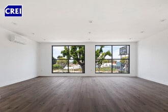 2710 W Florence Ave, Los Angeles, CA à louer Photo intérieure– Image 1 sur 8