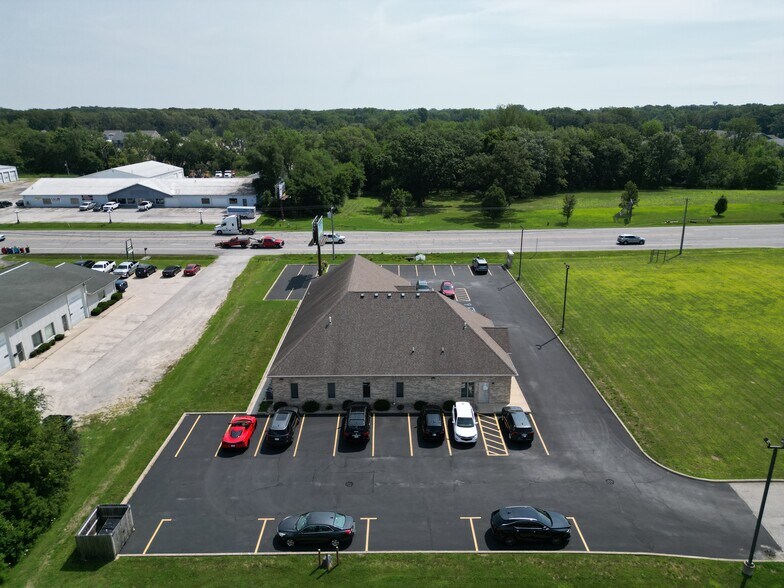 12712 Wicker Ave, Cedar Lake, IN à louer - Photo de l’immeuble – Image 3 sur 16